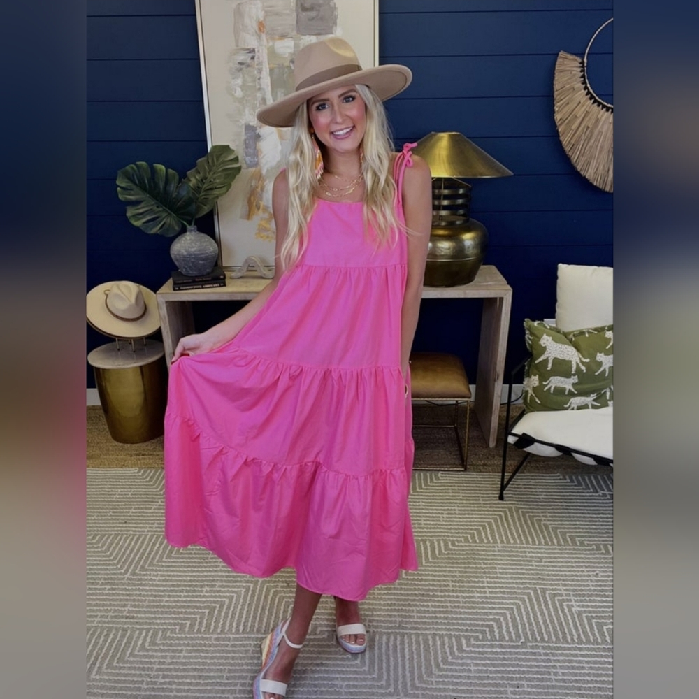 NWT Plus 2X Living My Life Dress in Fushia